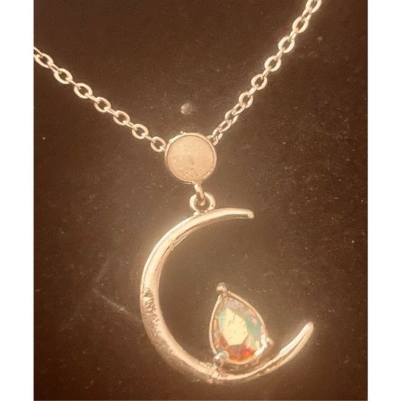 OPAL MOON DROP SILVER NECKLACE - Picture 3 of 4